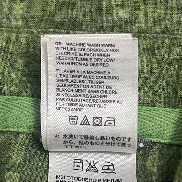 The North Face Olive Green Casual Button Down Shirt - Picture 8 of 10